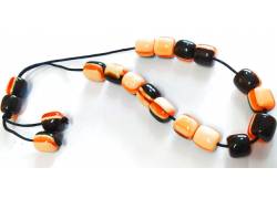 Κομπολόι Χειροποίητο από Μείγμα Κεχριμπαριού με 19 Χάντρες - Εκρού-Μαύρο