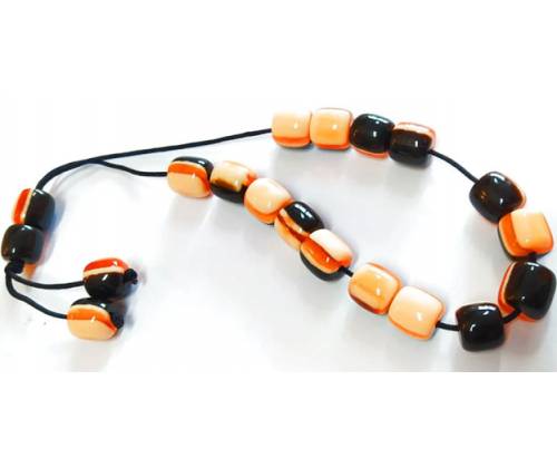 Κομπολόι Χειροποίητο από Μείγμα Κεχριμπαριού με 19 Χάντρες - Εκρού-Μαύρο - Τιμή: 8,90€