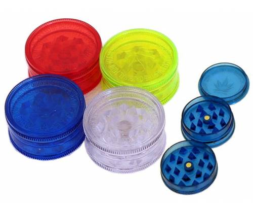 Buddies Grinder Τρίφτης Πλαστικός με σίτα - 3 Parts - Τιμή: 2,00€