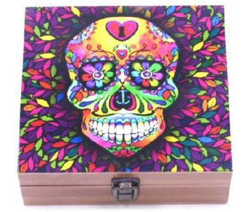 Ξύλινο Κουτί Αποθήκευσης Skull 19x17x7cm & Σταχτοδοχείο και Πιπάκι - Τιμή: 19,70€